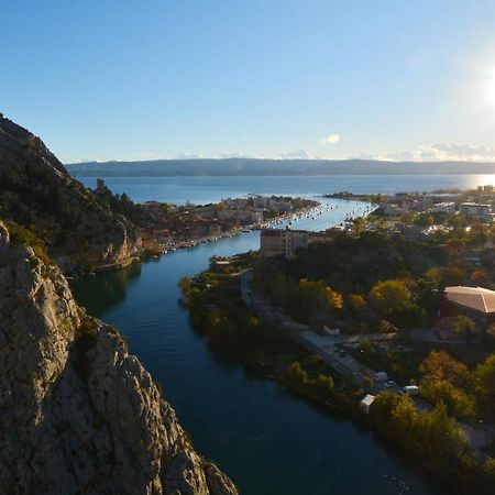 Apartment Mlija Omiš Buitenkant foto