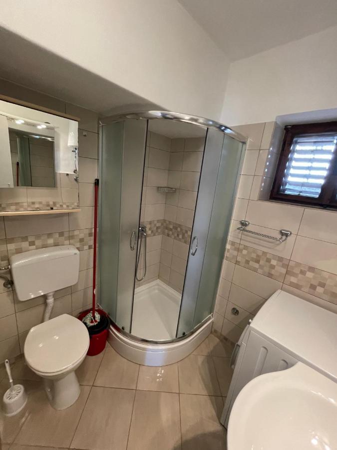 Apartment Mlija Omiš Buitenkant foto