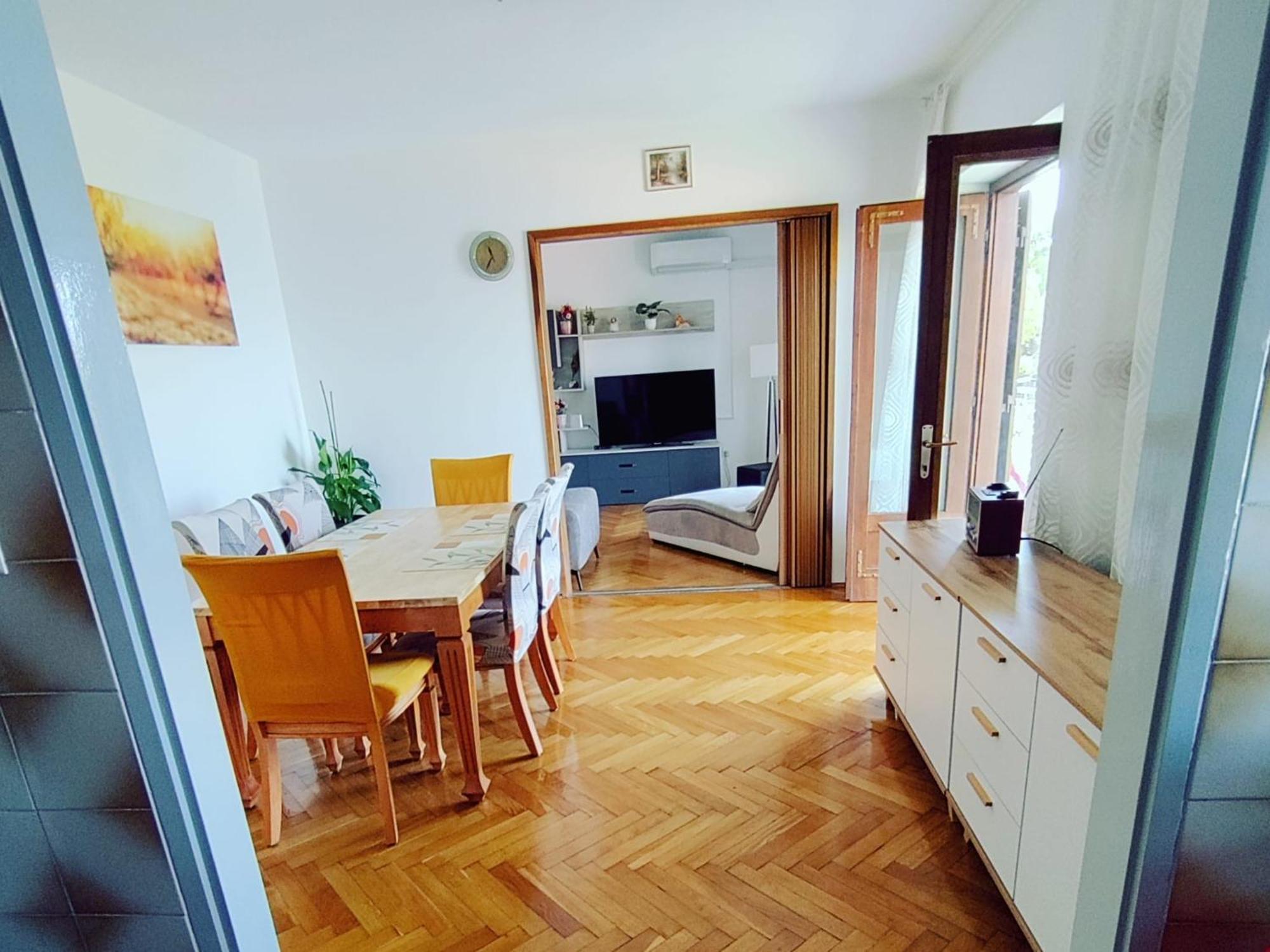 Apartment Mlija Omiš Buitenkant foto